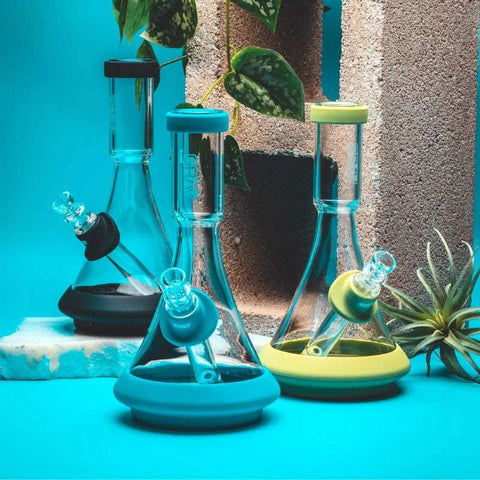 Grav® Deco Silicone Beaker Bong 24cm - Toxic Pink Multi