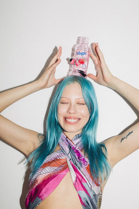 Magic Milk Glass Bong 21cm on Head